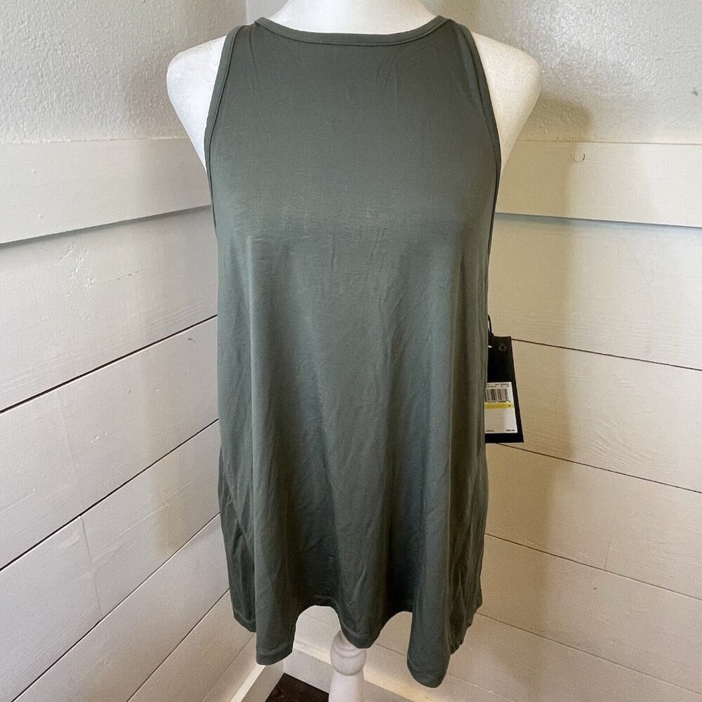 FILA Fi-Lux Women's Open Back Tank Top Size M Workout Running Crossfit Yoga NEW‎